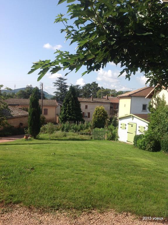 Bed and Breakfast Les Glycines - Domaine Gilles Coperet Régnié Exterior foto