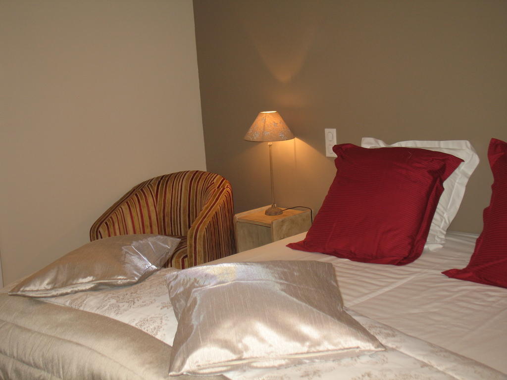 Bed and Breakfast Les Glycines - Domaine Gilles Coperet Régnié Zimmer foto
